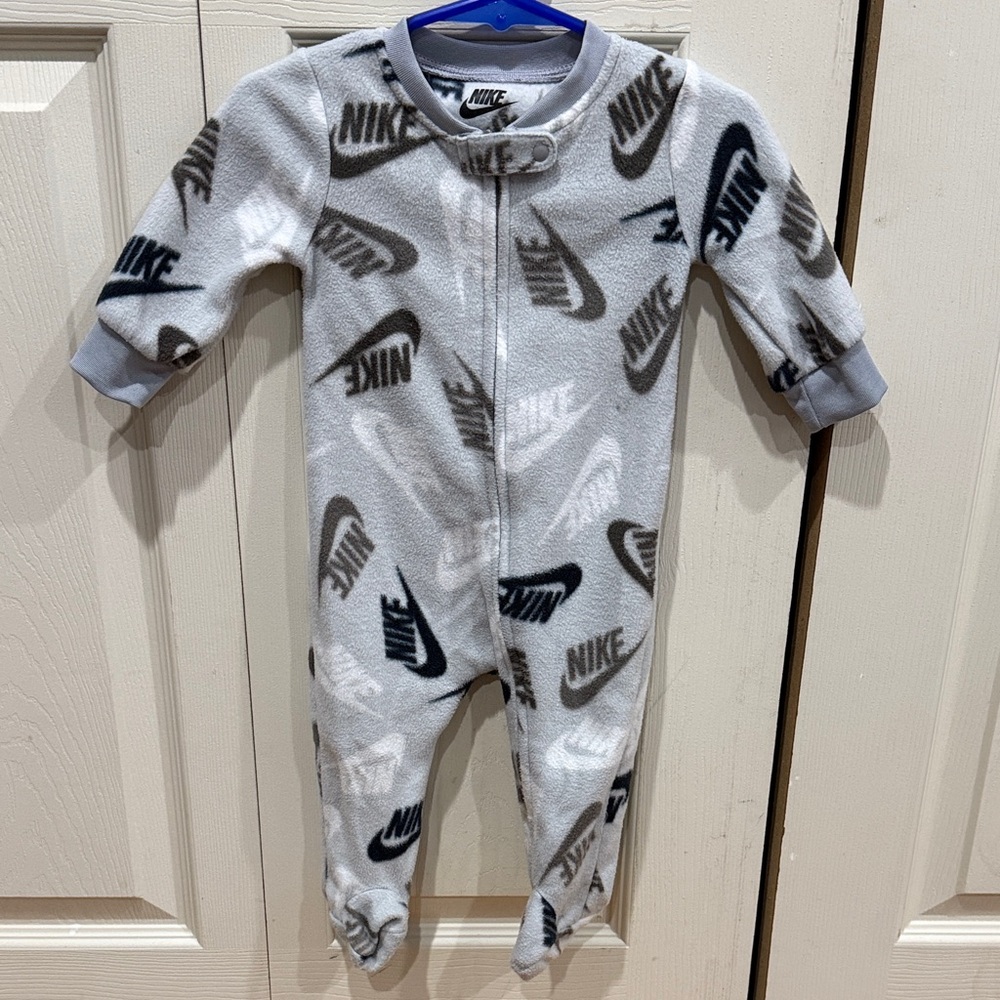 Nike Gray and Navy Kids Footie One Piece Pajama 6month